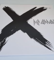 Buy this rare Def Leppard record by clicking here