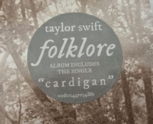 Buy this rare Taylor Swift record by clicking here