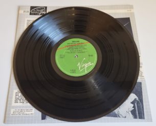 Buy this rare Gillan record by clicking here