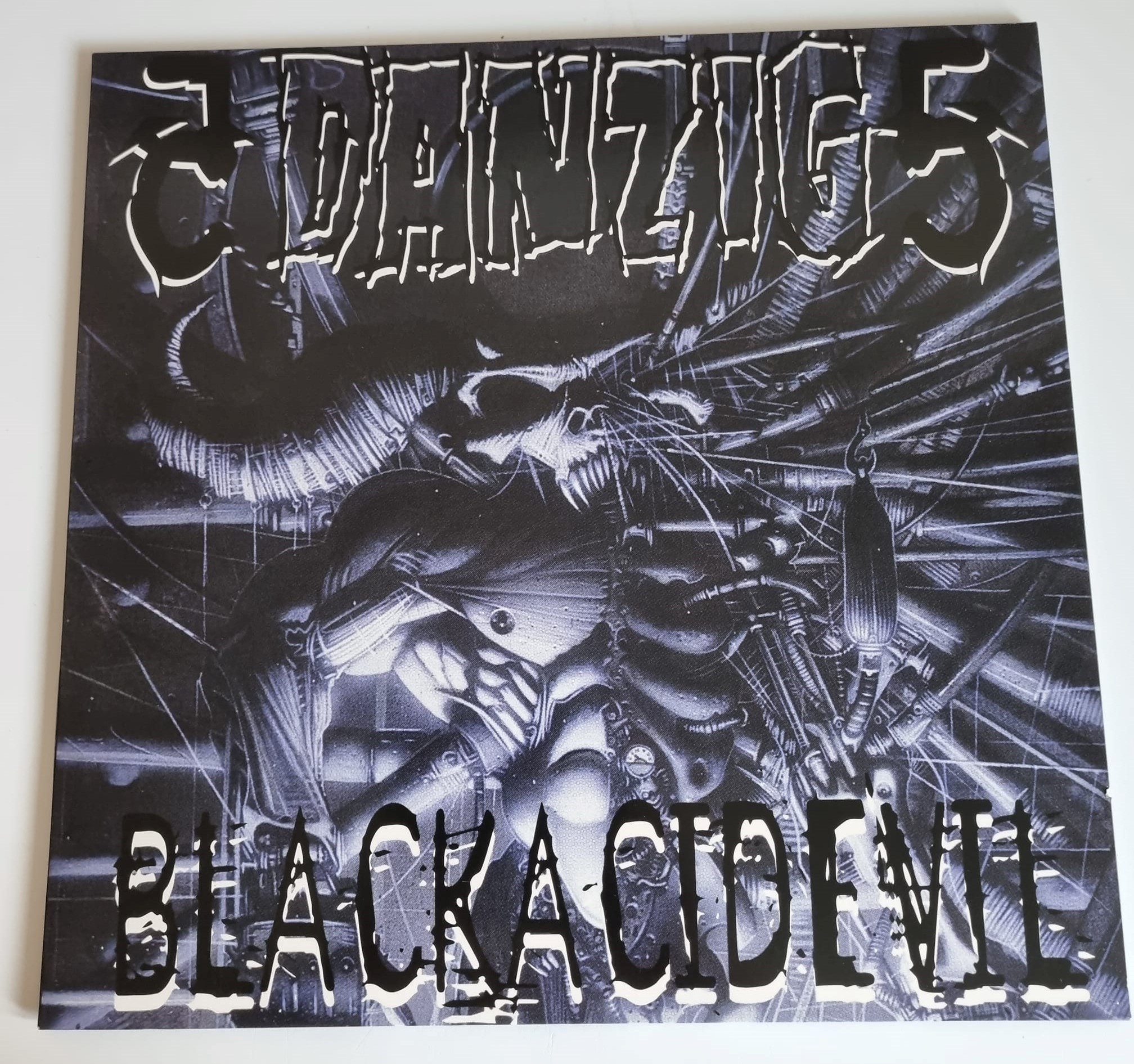 Buy this rare Danzig record by clicking here
