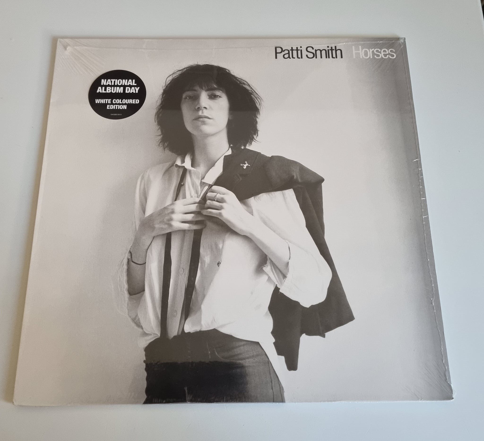 Buy this rare Patti Smith record by clicking here